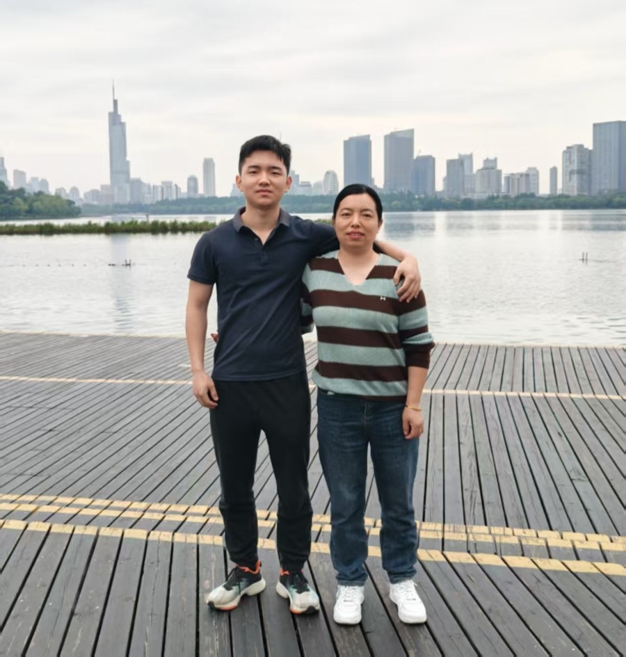 我和妈妈的合照